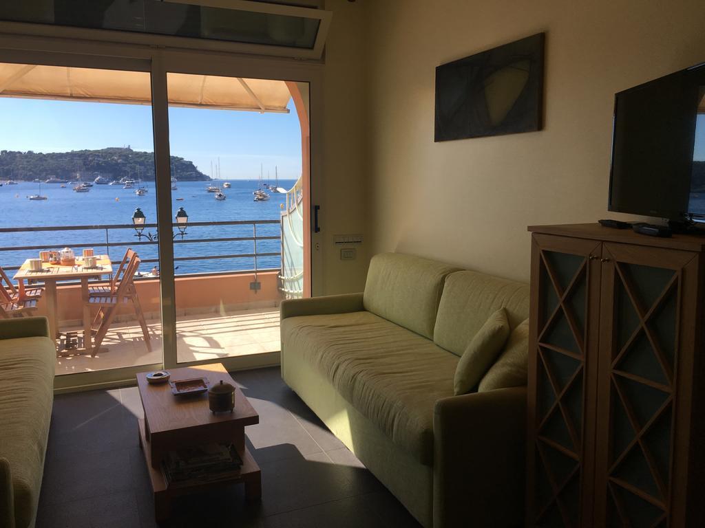 Studio Bay View By Icasamia Apartment วีลล์ฟรองซ์-ซูร์-แมร์ ภายนอก รูปภาพ