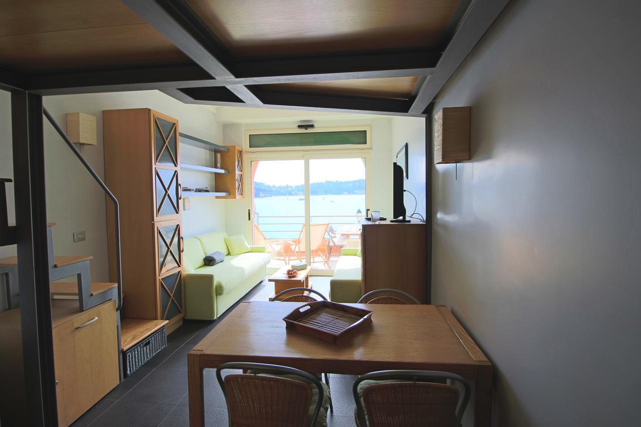 Studio Bay View By Icasamia Apartment วีลล์ฟรองซ์-ซูร์-แมร์ ภายนอก รูปภาพ