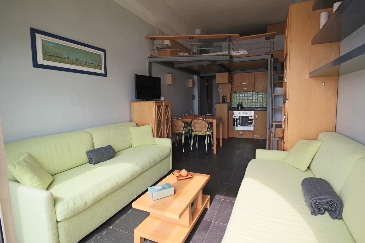 Studio Bay View By Icasamia Apartment วีลล์ฟรองซ์-ซูร์-แมร์ ภายนอก รูปภาพ